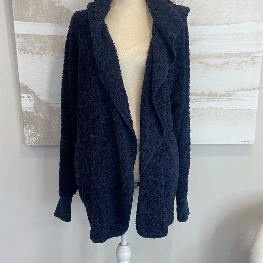 Hem & Thread oversized hooded sherpa with pockets in Dark Navy Blue